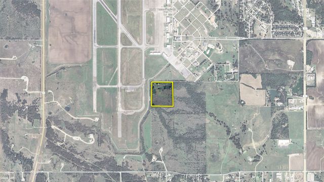 656 SE Loop, Denison, TX 75020