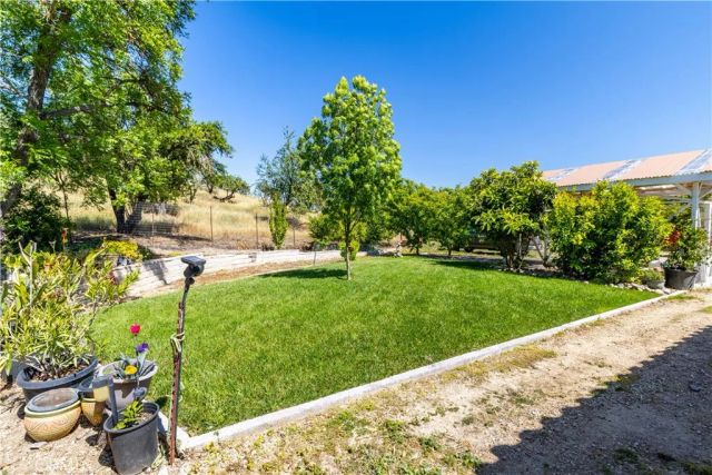 3890 Hillcrest, Templeton, CA 93465