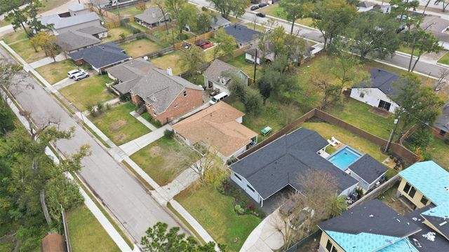 6023 Pineshade Lane, Houston, TX 77008