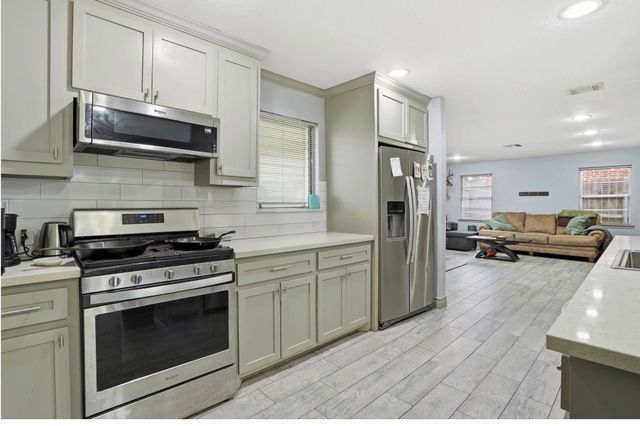 6023 Pineshade Lane, Houston, TX 77008