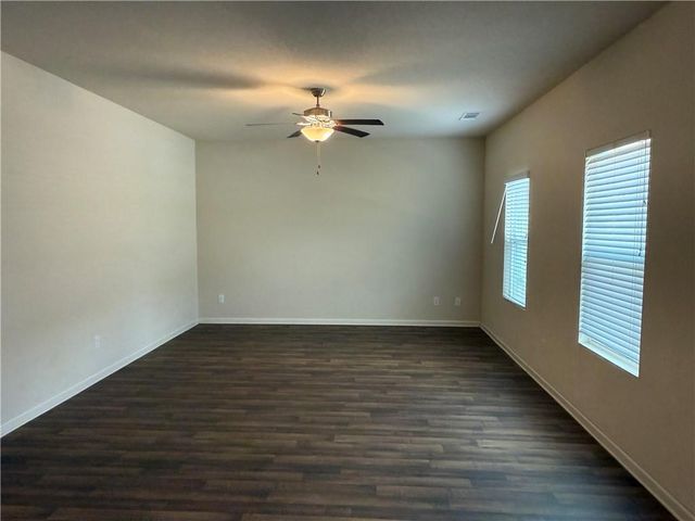 906 Independence Avenue, Pendergrass, GA 30567