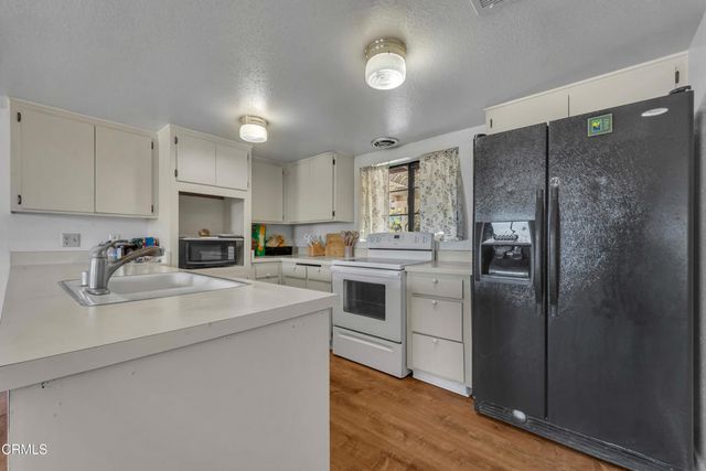 13205 E Ave W11, Pearblossom, CA 93553