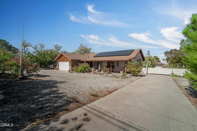 13205 E Ave W11, Pearblossom, CA 93553