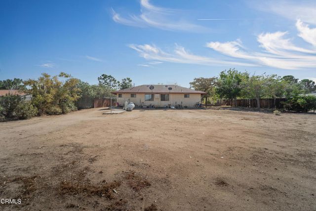 13205 E Ave W11, Pearblossom, CA 93553