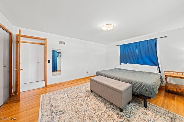 221 Briar Avenue NE, North Canton, OH 44720