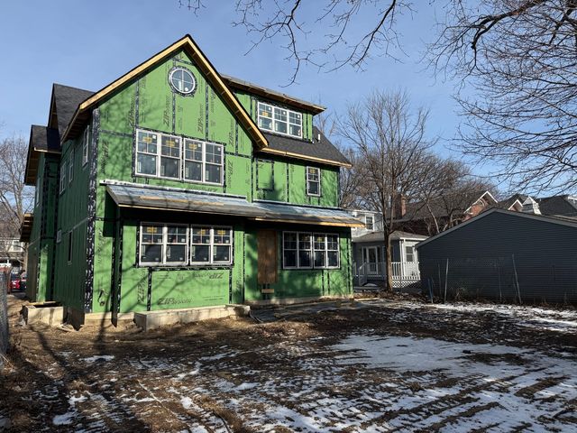 1933 Washington Avenue, Wilmette, IL 60091