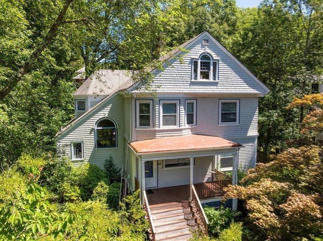 34 Chestnut Terrace, Newton, MA 02459