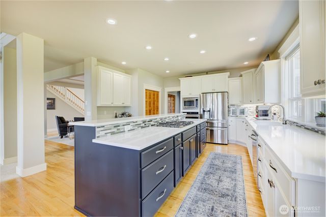 7305 45th Street Court NW, Gig Harbor, WA 98335