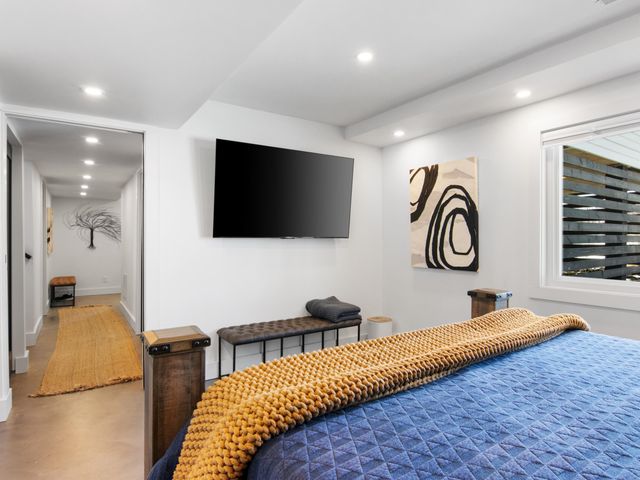 3836 Old Mission Road, Traverse City, MI 49686