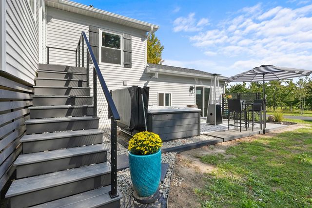 3836 Old Mission Road, Traverse City, MI 49686