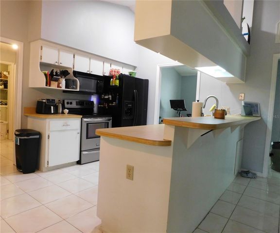 979 RED DANDY DRIVE, Orlando, FL 32818