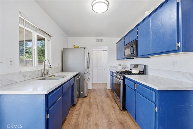 3509 Laverne, Bakersfield, CA 93309