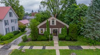 1025 Indiana Avenue, La Porte, IN 46350