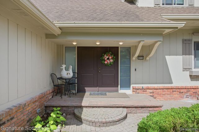 3215 Woodview Lake Road, West Bloomfield Charter Township, MI 48323
