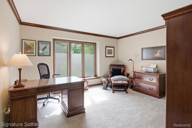 3215 Woodview Lake Road, West Bloomfield Charter Township, MI 48323