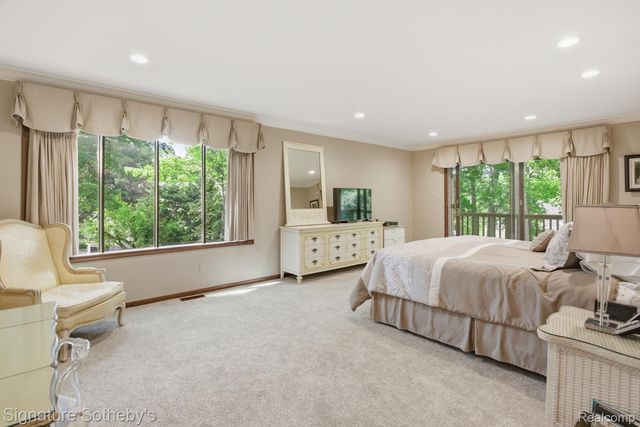 3215 Woodview Lake Road, West Bloomfield Charter Township, MI 48323