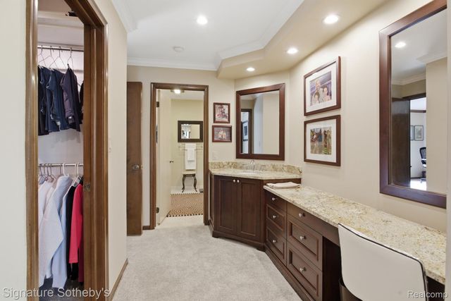 3215 Woodview Lake Road, West Bloomfield Charter Township, MI 48323
