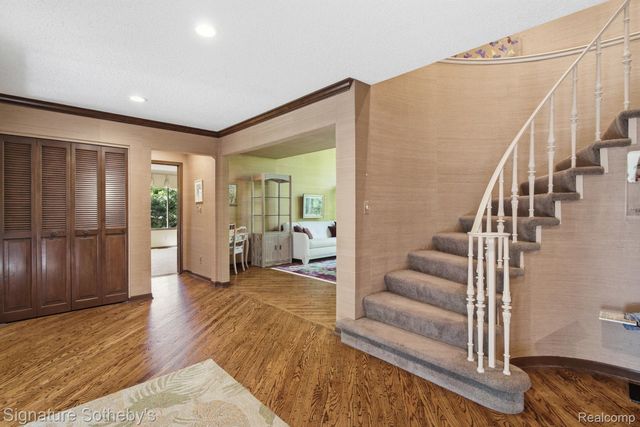 3215 Woodview Lake Road, West Bloomfield Charter Township, MI 48323