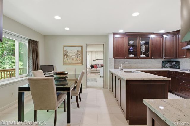 3215 Woodview Lake Road, West Bloomfield Charter Township, MI 48323
