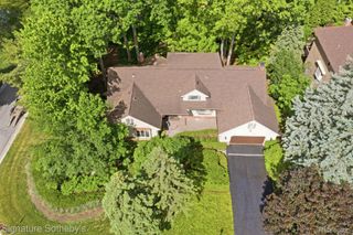3215 Woodview Lake Road, West Bloomfield Charter Township, MI 48323