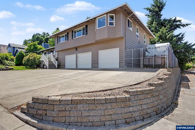 1423 35th Av NW, Salem, OR 97304