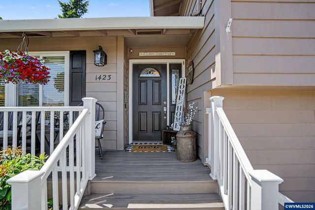 1423 35th Av NW, Salem, OR 97304