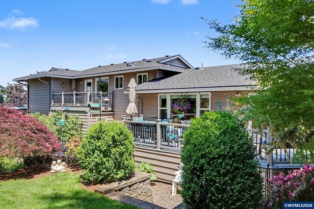 1423 35th Av NW, Salem, OR 97304