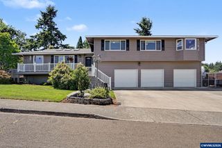 1423 35th Av NW, Salem, OR 97304