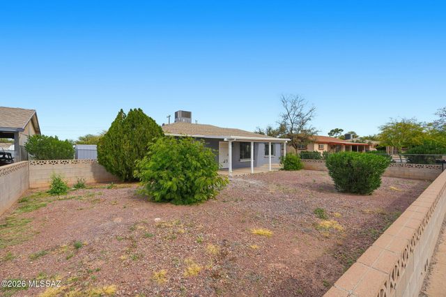 950 W Calle Evelina, Tucson, AZ 85706