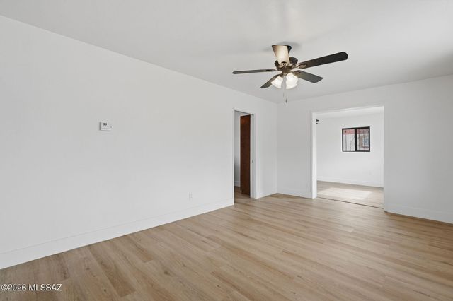 950 W Calle Evelina, Tucson, AZ 85706