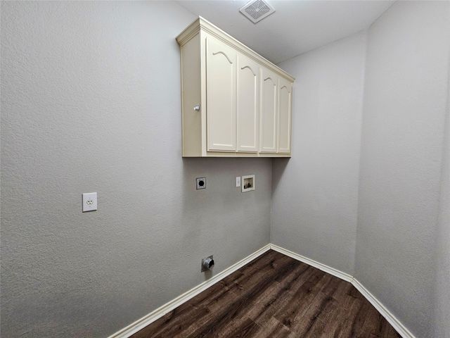 4613 Monarch Drive, Mesquite, TX 75181