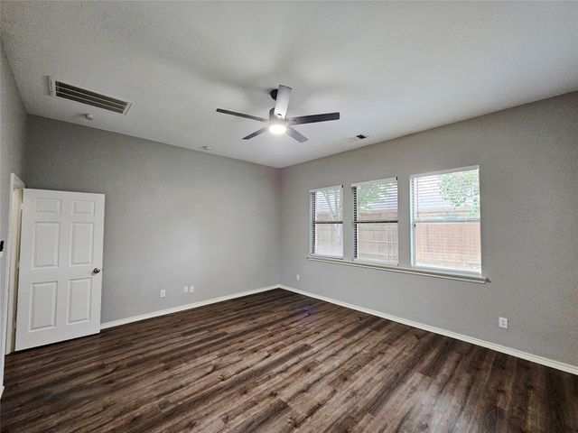 4613 Monarch Drive, Mesquite, TX 75181