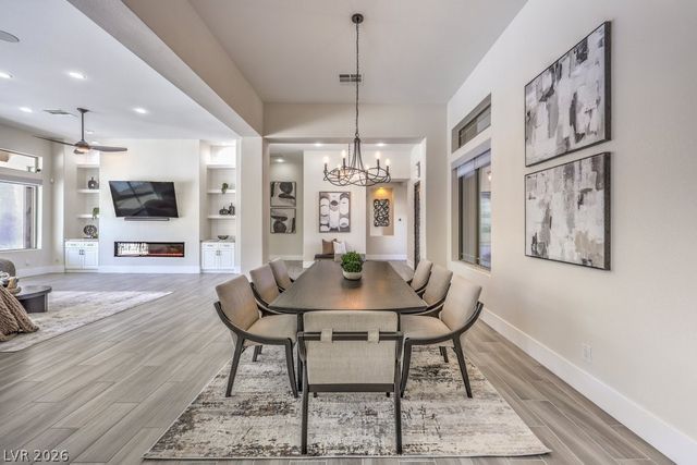 16 Pine Hollow Drive, Henderson, NV 89052