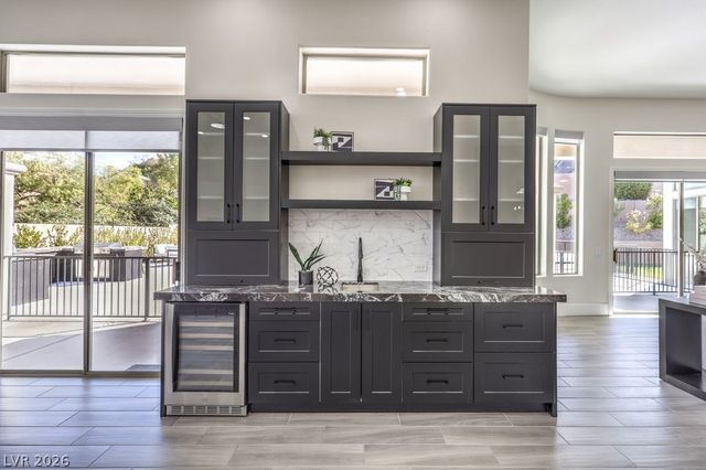 16 Pine Hollow Drive, Henderson, NV 89052