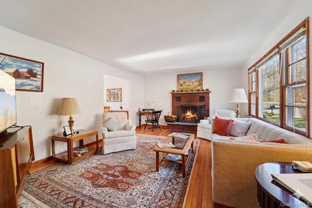 154 Old State Road, Highland Falls, NY 10928