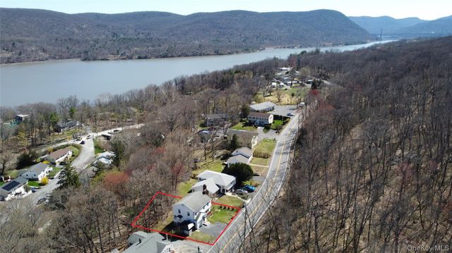 154 Old State Road, Highland Falls, NY 10928