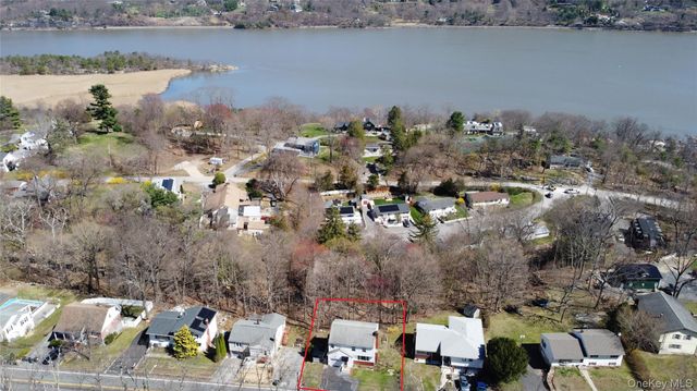 154 Old State Road, Highland Falls, NY 10928