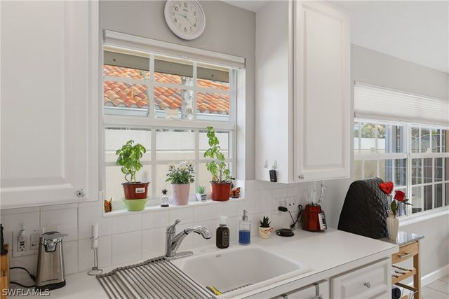 4198 Los Altos CT, Naples, FL 34109