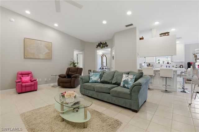 4198 Los Altos CT, Naples, FL 34109