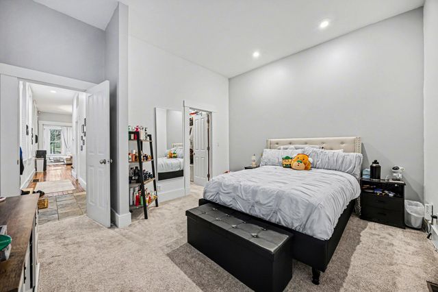 326 W 8th Street, Covington, KY 41011