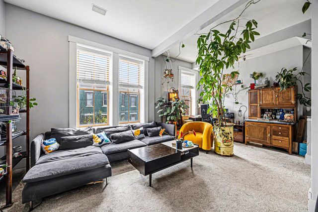 326 W 8th Street, Covington, KY 41011