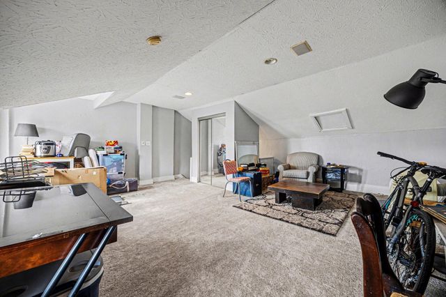 326 W 8th Street, Covington, KY 41011