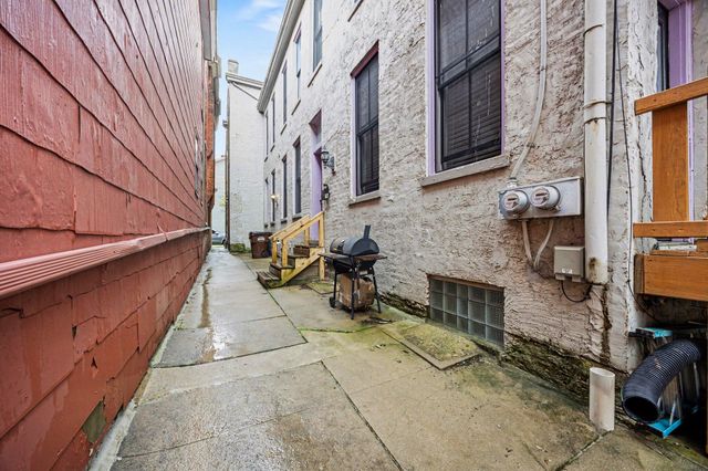 326 W 8th Street, Covington, KY 41011