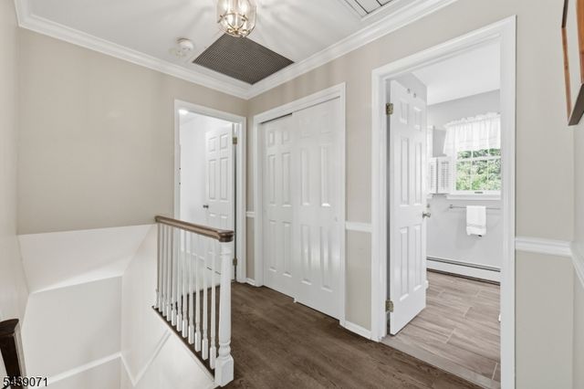 46 Glen Ridge Dr, Washington Twp., NJ 07853