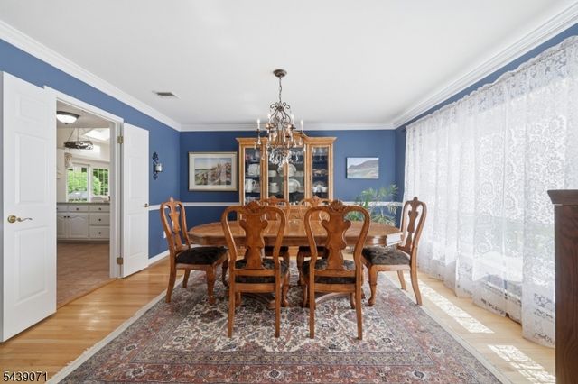 46 Glen Ridge Dr, Washington Twp., NJ 07853
