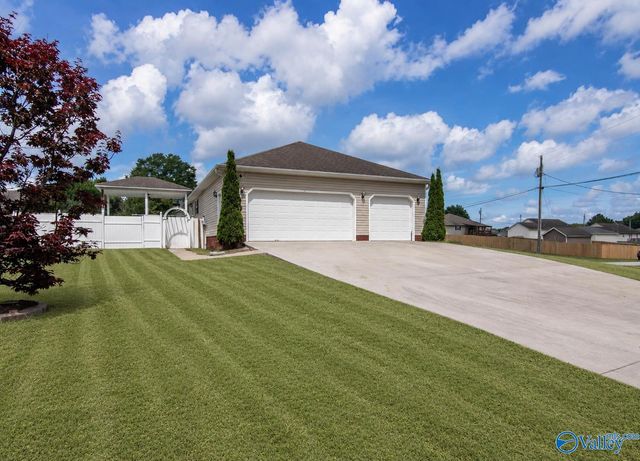 40 Temple Crossing, Arab, AL 35016