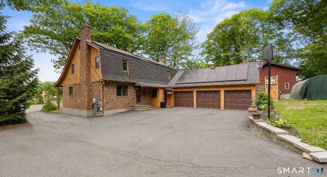 15 Averyll Avenue, Wolcott, CT 06716