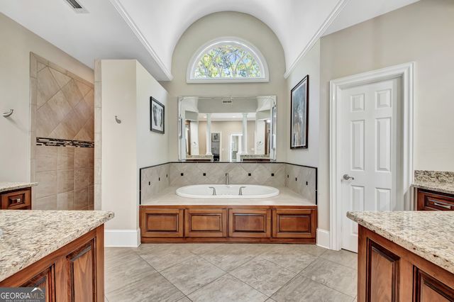 110 Turnberry Circle, Fayetteville, GA 30215