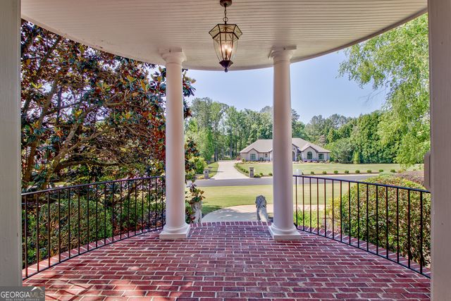 110 Turnberry Circle, Fayetteville, GA 30215