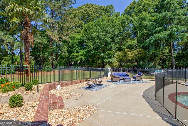 110 Turnberry Circle, Fayetteville, GA 30215
